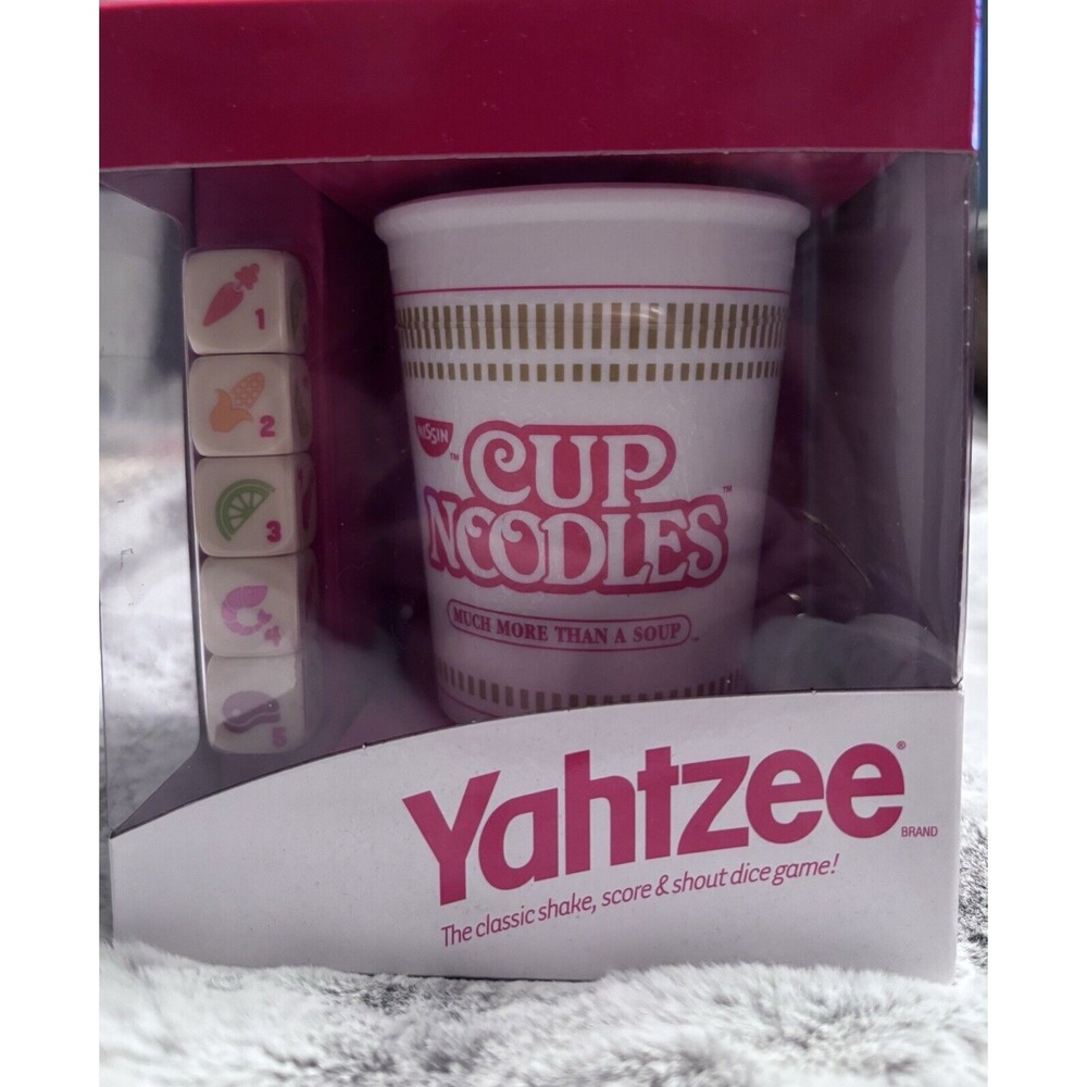 NEW YAHTZEE Cup Noodles Collectible Ramen‎ Custom Dice Travel Yahtzee Dice Game